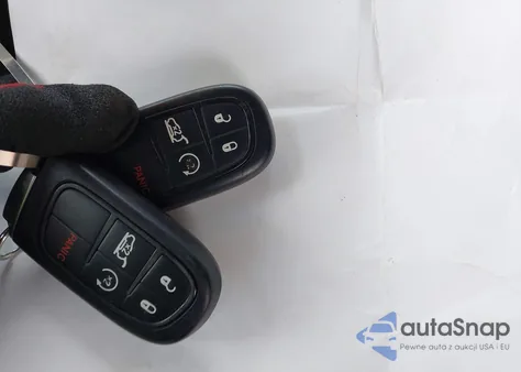 2014 Jeep Cherokee Altitude from USA, damaged, VIN 1C4PJMCS3EW309143